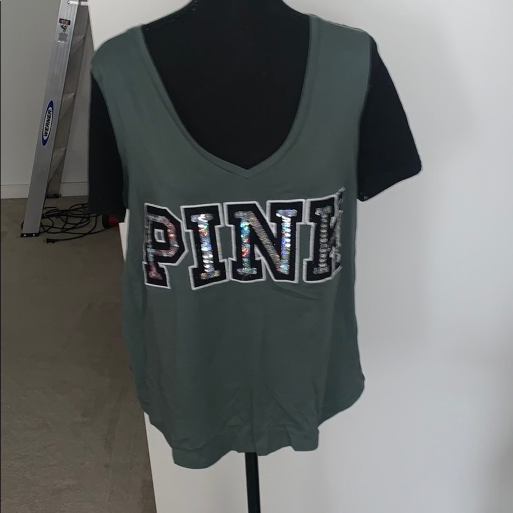 Pink tee